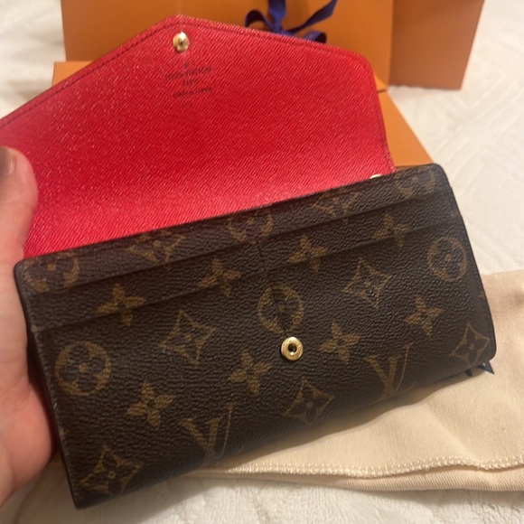 Louis Vuitton Sarah wallet - Picture 10 of 11